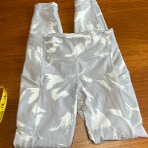 Luxtreme Yoga Lululemon Speed Up Tight 28" Size 4